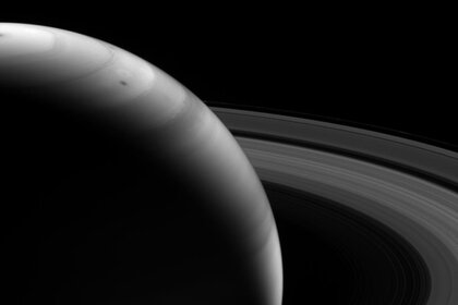 cassini_ir_saturn_aug122013.jpg