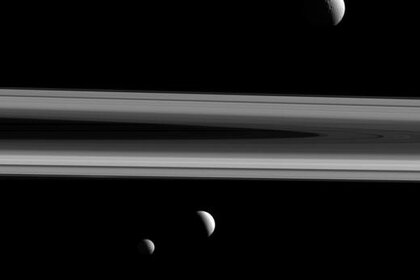 cassini_rings_3moons.jpg.CROP.rectangle-large.jpg