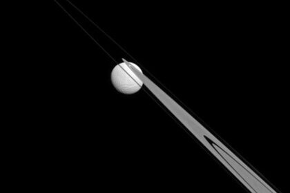 cassini_tethys_rings.jpg.CROP.rectangle-large.jpg