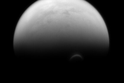 cassini_titan_vortex.jpg