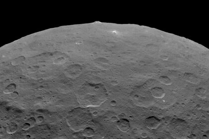 dawn_ceres_mountain_0.jpg