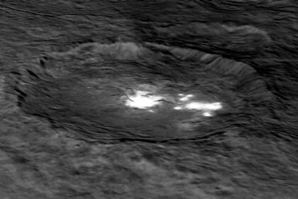 dawn_occator_spots.jpg.CROP.rectangle-large.jpg
