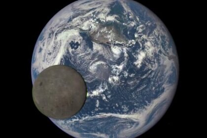 dscovr_earth_moon_transit.jpg.CROP.rectangle-large_0.jpg