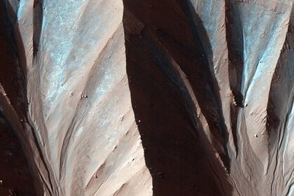 hirise_gullies_color.jpg.CROP.rectangle-large.jpg
