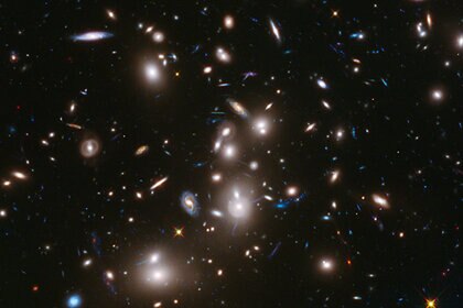 hst_frontierfield.jpg