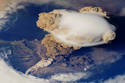 iss_serychev_volcano.jpg