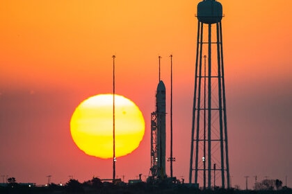 orbital_antares_sunset.jpg
