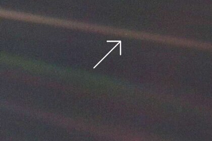 palebluedot_0.jpg
