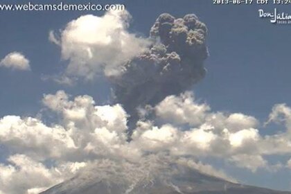 popocatepetl_erupting_june172013.jpg.CROP.rectangle-large.jpg