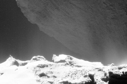 rosetta_67p_cliffs_354_0.jpg