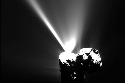 rosetta_perihelion_outburst.jpg