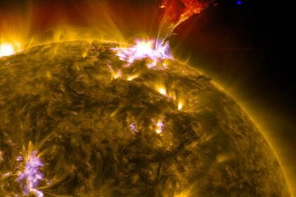 sdo_prominence_may32013_earth.jpg.CROP.rectangle-large.jpg