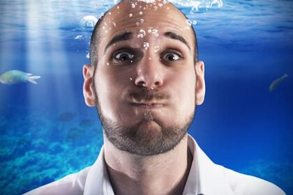 shutterstock_man_underwater.jpg.CROP.rectangle-large.jpg