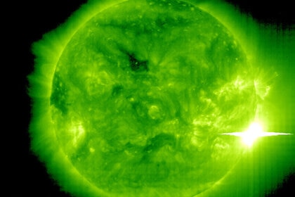 soho_nov2003flare_0.jpg