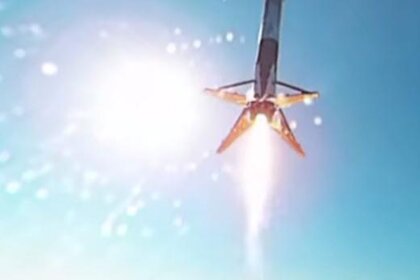 spacex_booster_landing360.jpg.CROP.rectangle-large.jpg