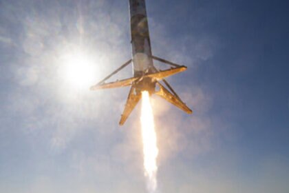 spacex_boosterlanding_apr2016_354_0.jpg