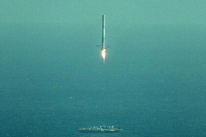 spacex_crs6_boosterlanding_0.jpg