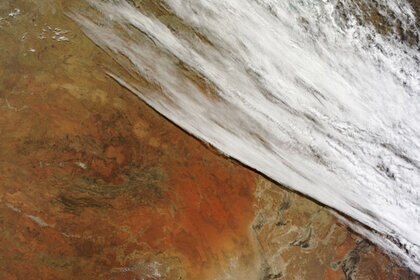 terra_australia_clouds.jpg