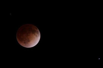 totaleclipse_apr142014.jpg.CROP.rectangle-large_1.jpg