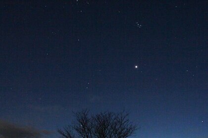venus_pleiades_590.jpg