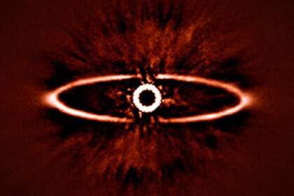 vlt_sphere_hr4796Aring_354.jpg