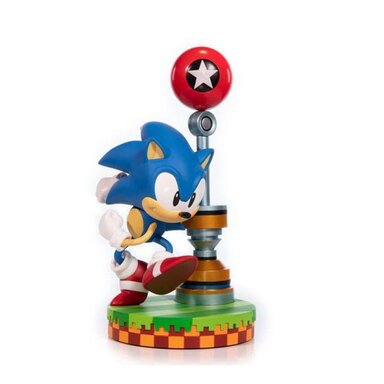 Sonic the Hedgehog: 11-inch PVC Painted Statue