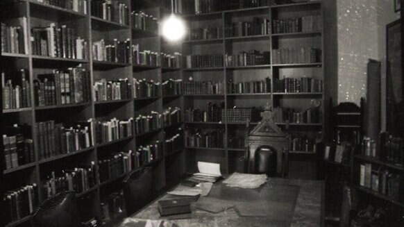 Library of Conjuring Arts