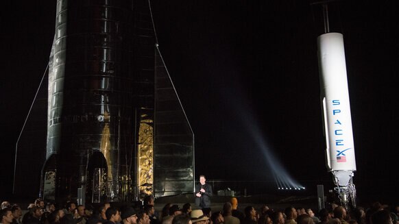 Elon Musk unveils the Starship prototype