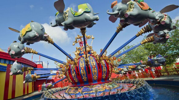 Spinning Dumbo ride at Walt Disney World