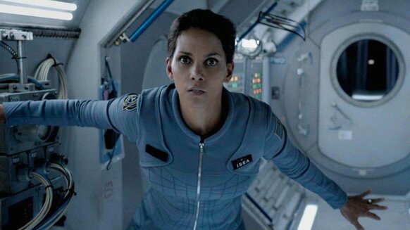Moonfall Halle Berry