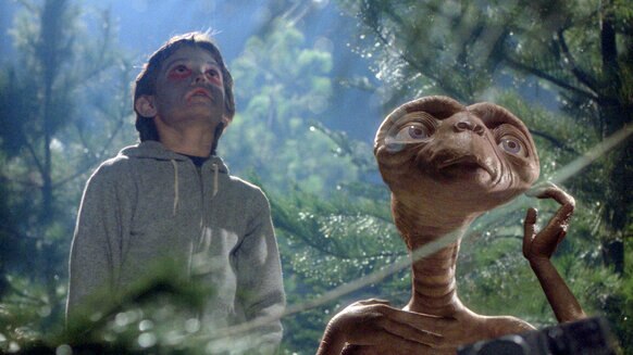 Henry Thomas on the set of "E.T.".