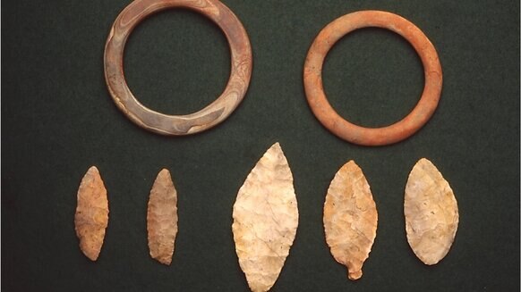 Two Large Intact Rings And Five Flint Projectile Points
