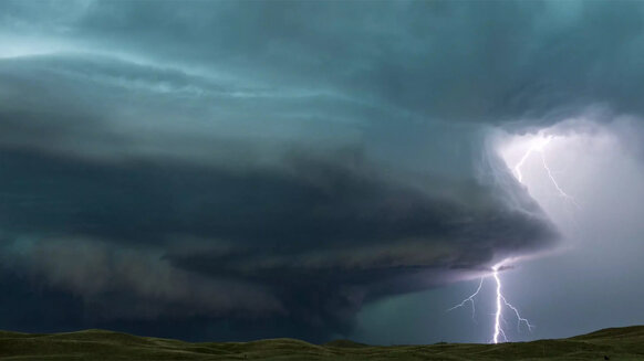 a supercell grows