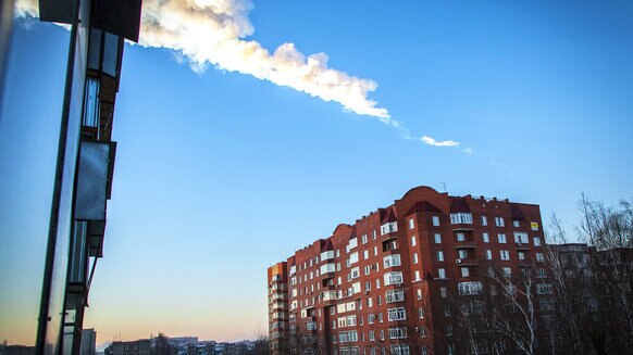 161729171-meteorite-trail-is-seen-above-a-residential-apartment.jpg