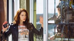 WynonnaEarp_gallery_103Recap_10.jpg