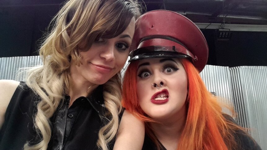 FaceOff_gallery_901Selfies_01.jpg