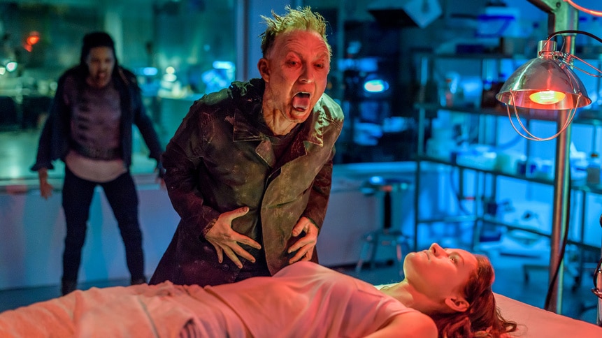 VanHelsing_gallery_101Recap_16.jpg