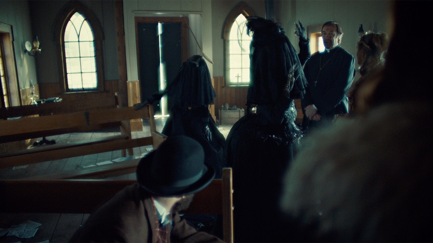 WynonnaEarp_gallery_208Recap_09.jpg