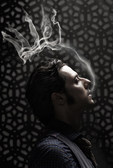 Elliot_SmokeCrown.jpg