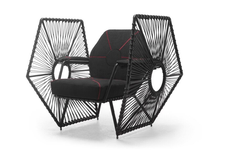 Imperial Wings Easy Armchair black angled_1