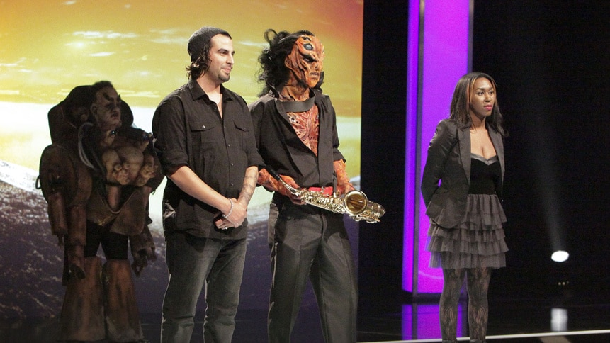 s03_e0301_14_134558548128.jpg