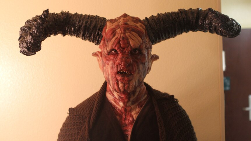 s06_e0601_pastwork_tanner_02_138912535770.jpg