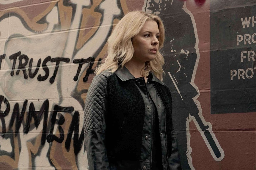 Van Helsing Season 5, Episode 11: "Undercover Mother"