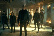 (L to R) Emmy Raver-Lampman as Allison Hargreeves, Elliot Page, Tom Hopper as Luther Hargreeves, Aidan Gallagher as Number Five, David Castañeda as Diego Hargreeves, Robert Sheehan as Klaus Hargreeves in episode 301 of The Umbrella Academy.
