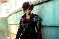 vagrantqueen_hero_03