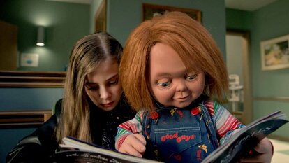 Caroline Cross (Carina Battrick) and Chucky read a book together in Chucky 303.