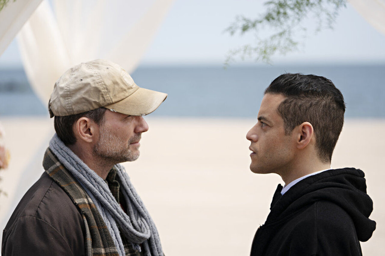 Mr. Robot: 7 Times Elliot Acted as Mr. Robot Without Knowing It and Why  They Were Important - TV Guide