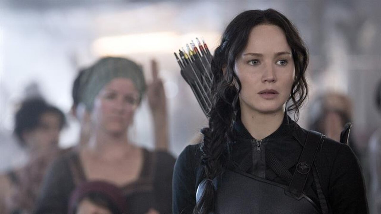 Hunger Games Lessons: It's a Hunger Games Movie Giveaway!