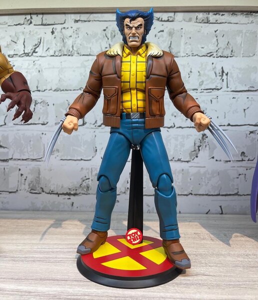 X-Men's Logan (Wolverine) Figurine