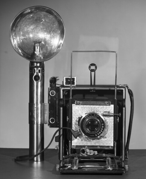 Graflex camera